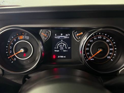 Used 2022 Jeep Wrangler Sport S image 21
