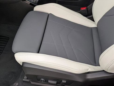 New 2026 BMW X2 xDrive28i image 4