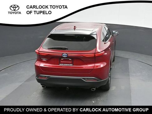 Used 2023 Toyota Venza LE image 29