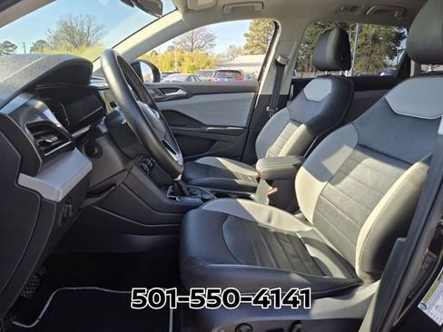 Used 2024 Volkswagen Taos SEL AWD/4WD image 12