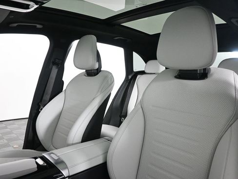 New 2026 Mercedes-Benz GLC 300 image 5