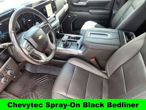 Used 2022 Chevrolet Silverado 1500 LTZ AWD/4WD image 13