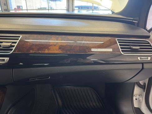 Used 2016 Audi A8 L TDI w/ Executive Package image 24