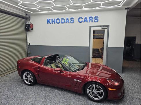 Used 2011 Chevrolet Corvette Grand Sport w/ Preferred Equipment Group image 19