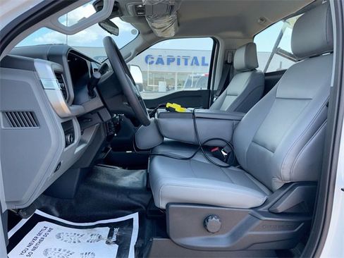 New 2025 Ford F550 4x4 Regular Cab Super Duty image 12