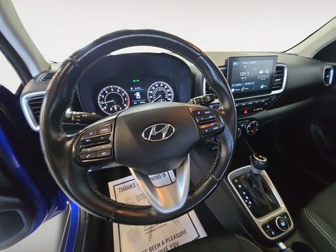 Used 2021 Hyundai Venue SEL FWD image 13