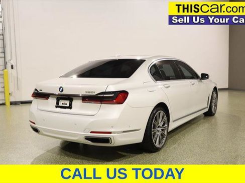 Used 2021 BMW 750i xDrive w/ Executive Package AWD/4WD image 8