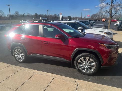 Used 2022 Toyota RAV4 XLE Premium AWD/4WD image 1