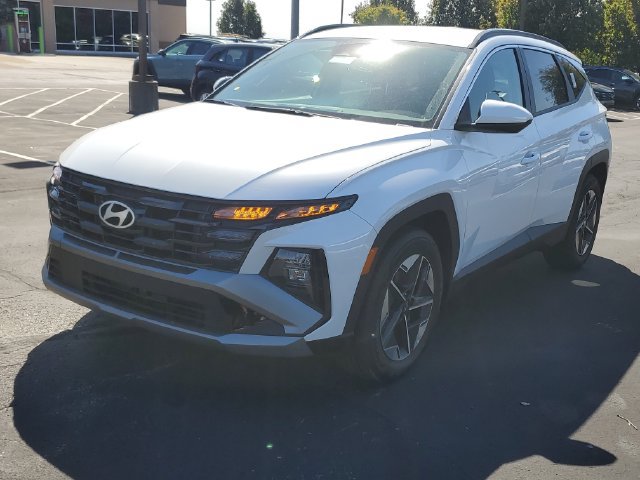 New 2026 Hyundai Tucson SEL FWD image 2