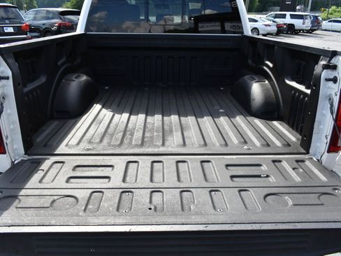 Used 2019 Ford F150 Platinum RWD image 46