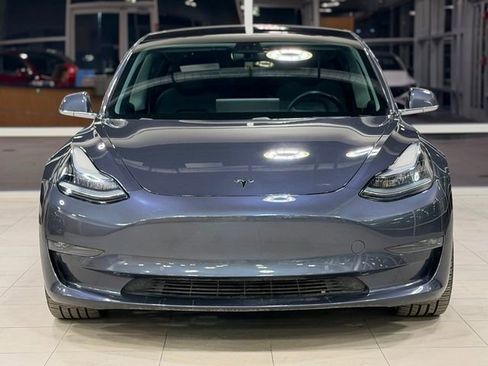 Used 2019 Tesla Model 3 Long Range image 2
