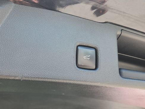 Used 2024 Ford Escape Active AWD/4WD image 12