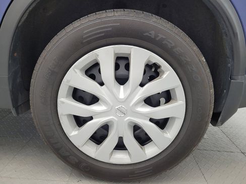 Used 2017 Nissan Rogue S AWD/4WD image 31