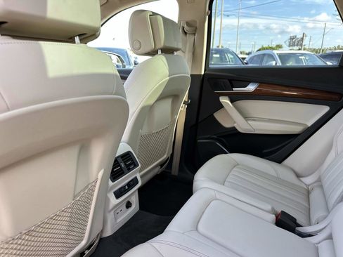 Used 2022 Audi Q5 2.0T Premium image 15