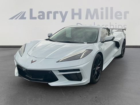 Used 2023 Chevrolet Corvette Stingray Premium Conv w/ Stealth Interior Trim Package RWD image 1