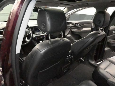 Used 2017 GMC Acadia SLT AWD/4WD image 25
