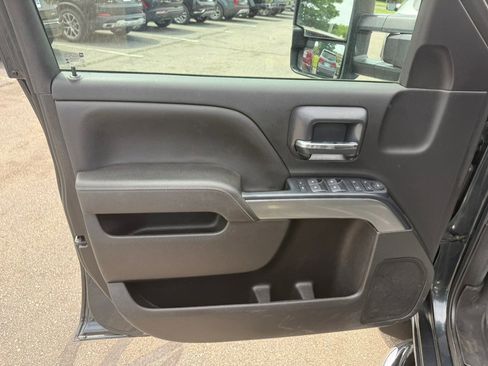 Used 2019 Chevrolet Silverado 3500 LT w/ LT Convenience Package AWD/4WD image 13
