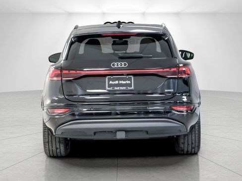 Used 2025 Audi Q6 e-tron Premium Plus AWD/4WD image 4