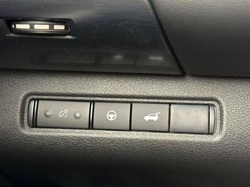 New 2026 Nissan Pathfinder SL w/ SL Premium Package (P04) AWD/4WD image 30