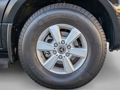 Used 2023 Mercedes-Benz Sprinter 2500 image 26