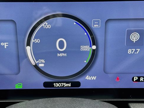 Used 2024 Honda Prologue EX image 8