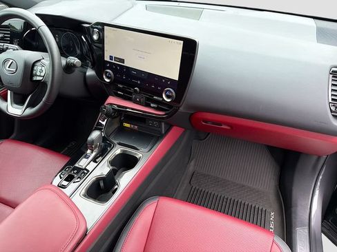 Used 2025 Lexus NX 250 AWD w/ Accessory Package (2T) image 27
