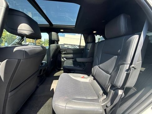 Used 2024 Toyota Sequoia Platinum AWD/4WD image 7