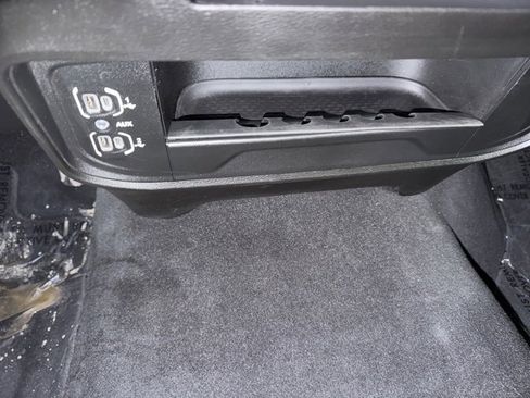 Used 2024 RAM 2500 Big Horn image 24