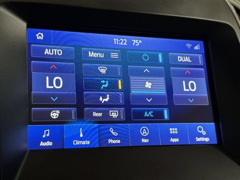 Used 2019 Ford Edge Titanium w/ Equipment Group 301A AWD/4WD image 17