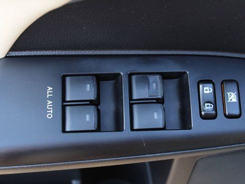 Used 2012 Lexus CT 200h Premium w/ Premium Audio Pkg FWD image 19