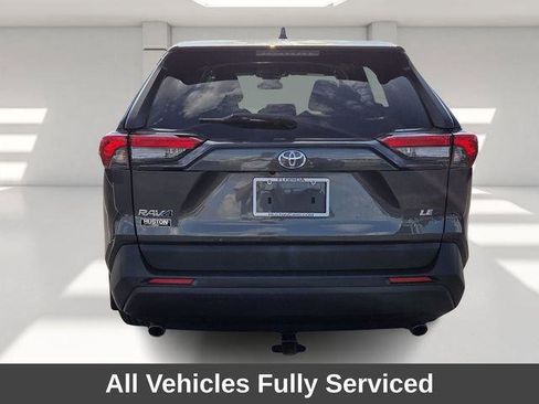 Used 2024 Toyota RAV4 LE FWD image 4
