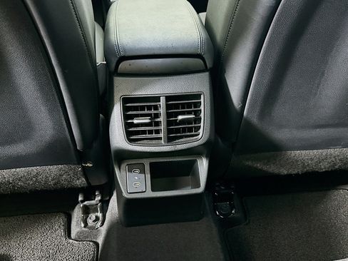 Used 2025 Kia Seltos S FWD image 27