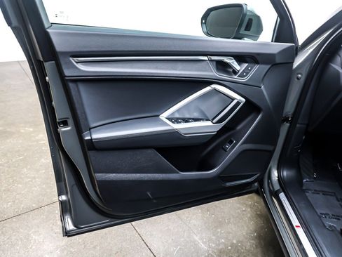 Used 2020 Audi Q3 2.0T Premium w/ Convenience Package image 21