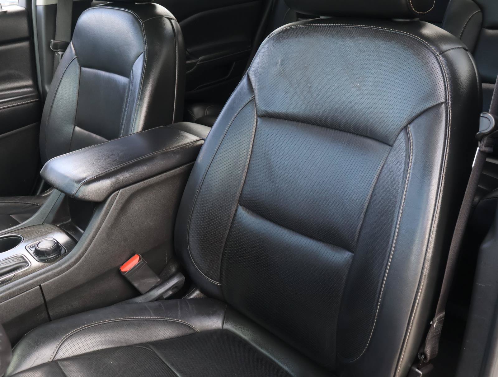 Used 2018 GMC Acadia SLT FWD image 14