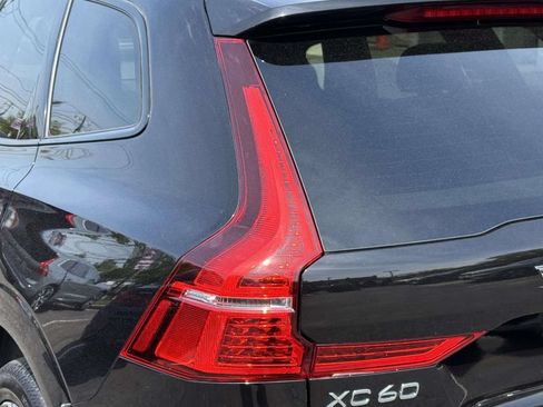 Certified 2024 Volvo XC60 B5 Plus w/ Protection Package Premier AWD/4WD image 8