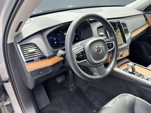 Certified 2023 Volvo XC90 B6 Plus w/ Protection Package Premier AWD/4WD image 4