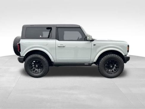 Used 2021 Ford Bronco Outer Banks image 11