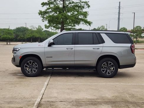 Used 2024 Chevrolet Tahoe Z71 w/ Luxury Package image 4