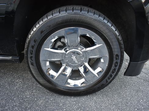 Used 2017 Chevrolet Tahoe Premier image 36