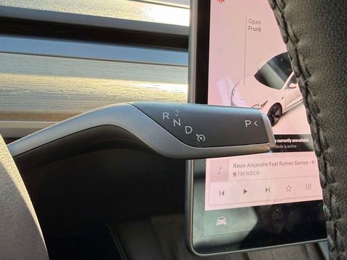 Used 2022 Tesla Model 3 Base image 25