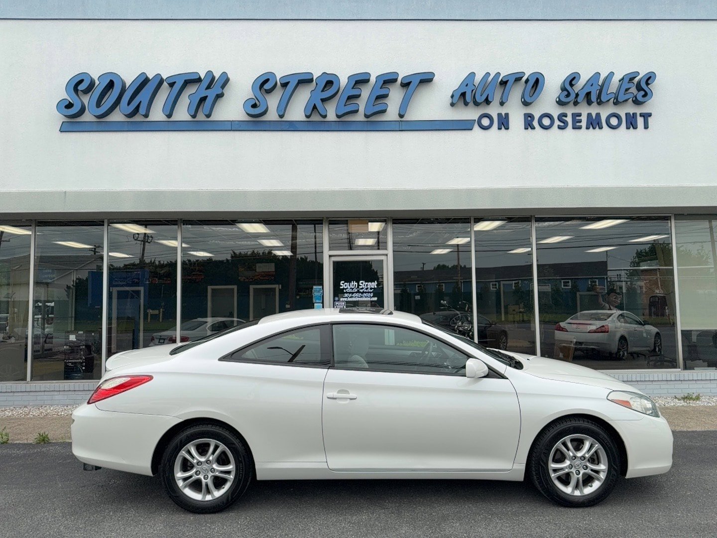 Used 2007 Toyota Solara SE FWD image 1