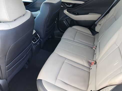 Certified 2025 Subaru Outback Limited image 25