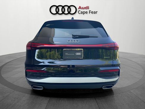 Used 2025 Audi Q5 Premium AWD/4WD image 4
