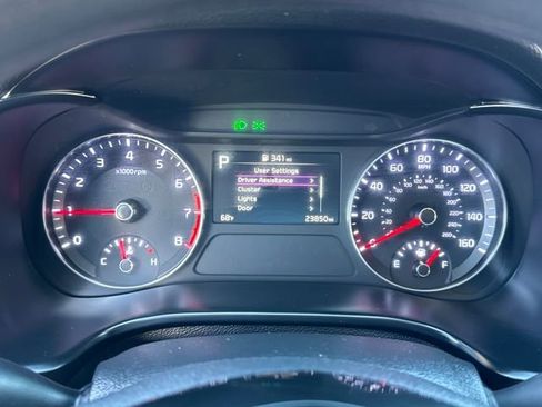 Used 2024 Kia Forte LXS image 10