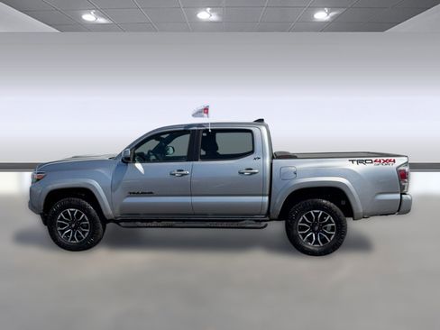 Certified 2023 Toyota Tacoma TRD Sport image 2
