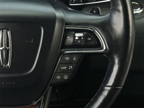 Used 2024 Lincoln Navigator L 4WD image 14