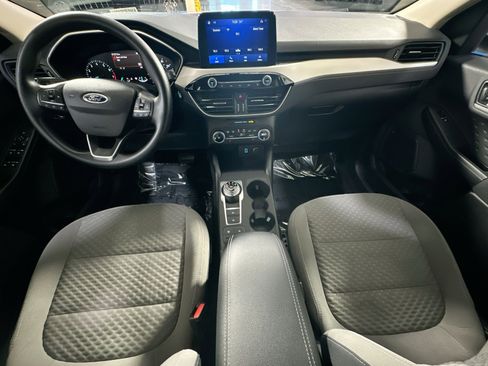 Used 2020 Ford Escape SE image 31
