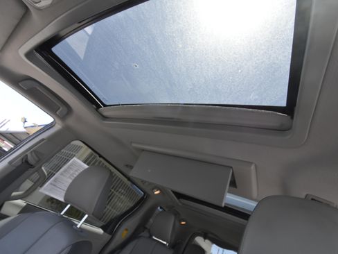 Used 2013 Toyota Sienna Limited AWD/4WD image 13