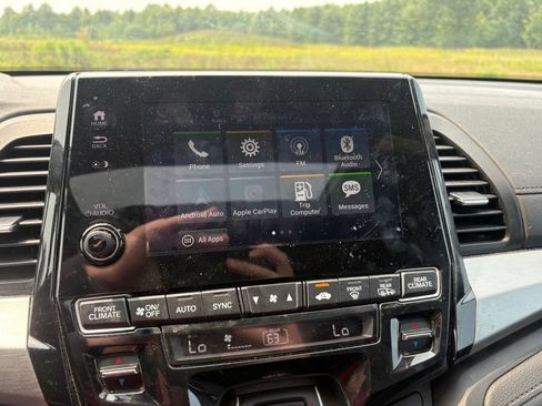 Used 2023 Honda Odyssey Sport image 15