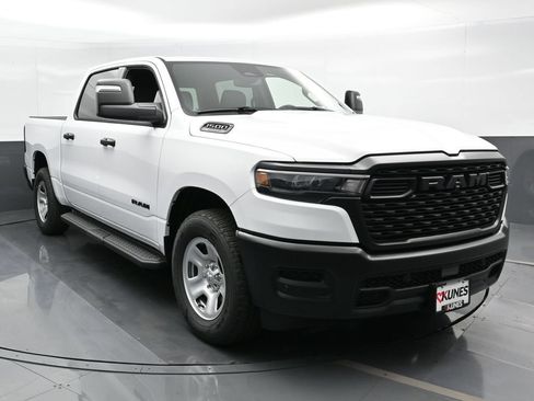 Used 2025 RAM 1500 Tradesman AWD/4WD image 4